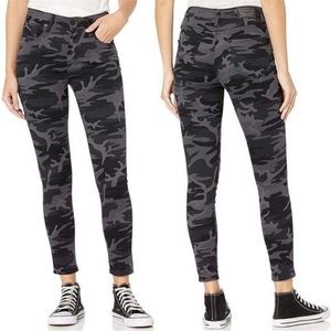 Levi’s High Rise Skinny Ankle Camo Jeans